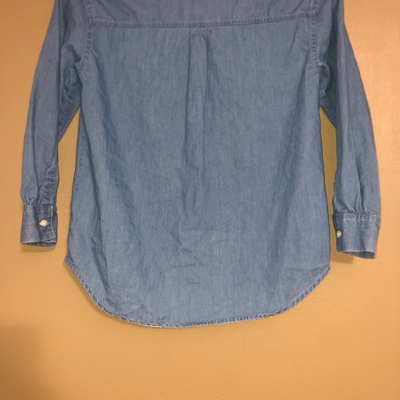 Old Navy Girls Boyfriend Denim Shirt Size M Blue Long Sleeve Button Front - Picture 2 of 5